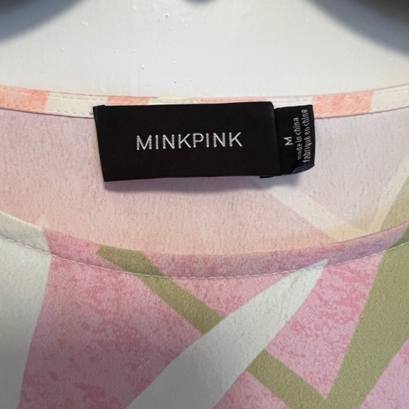 Mink Pink Dress. Size Medium, Pastels - Picture 4 of 4